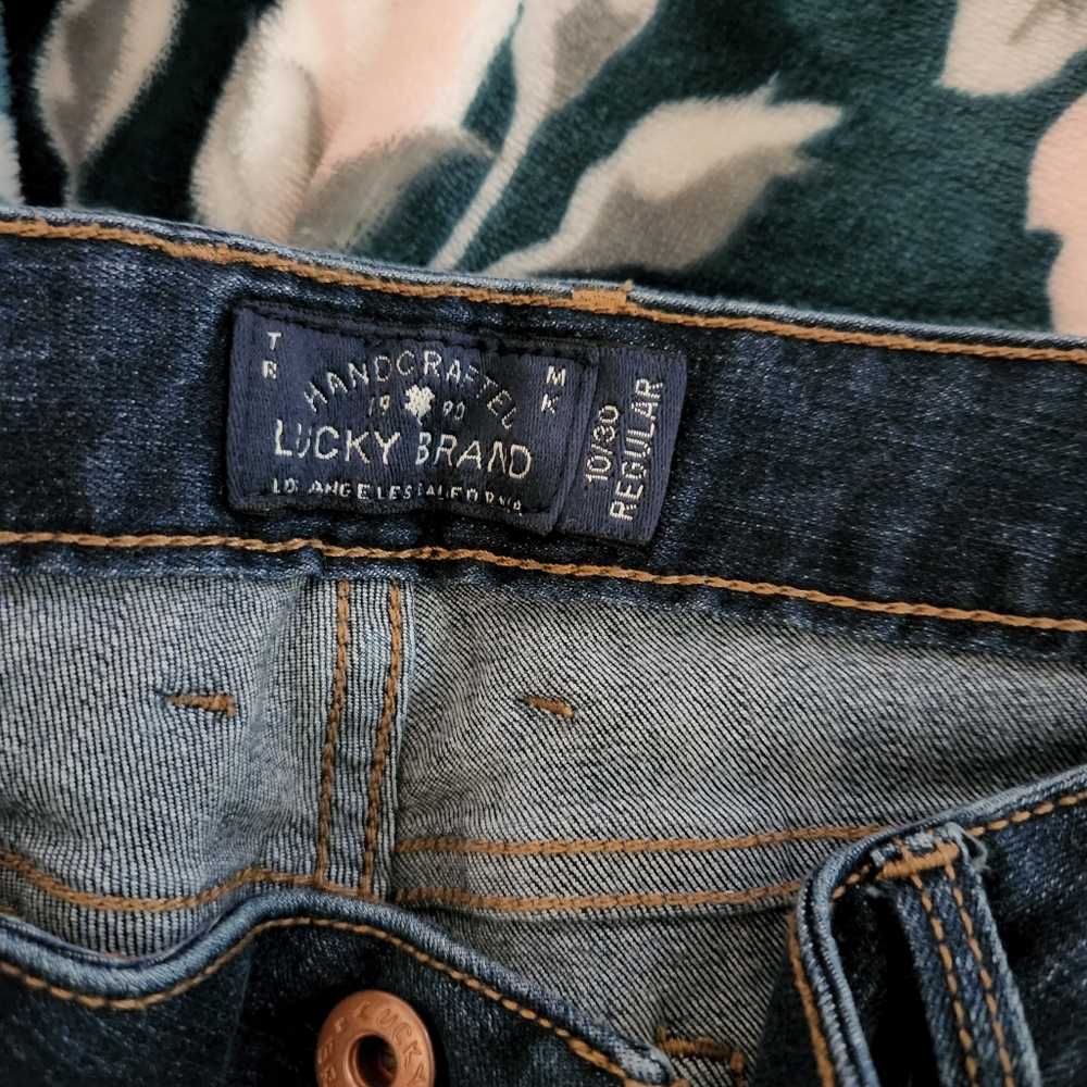Lucky jeans